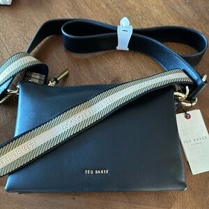 TED BAKER LONDON Black Darceyy Crossbody Bag
